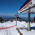 Apartment Magnificent In With Balcony *