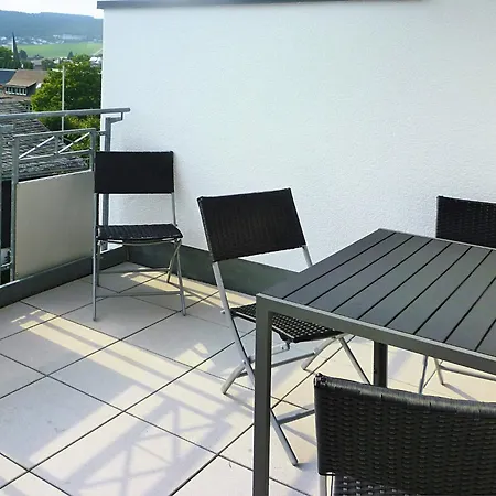 Magnificent In With Balcony וילינגן