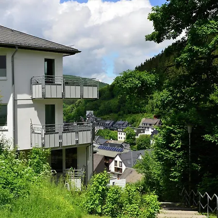 شقة Magnificent In With Balcony *