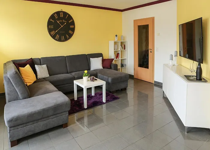 Apartment Magnificent In With Balcony